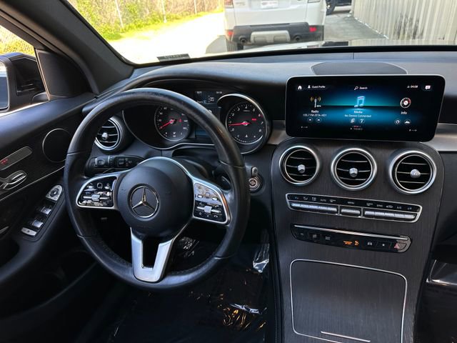 Used 2020 Mercedes-Benz GLC 300 4MATIC image 17