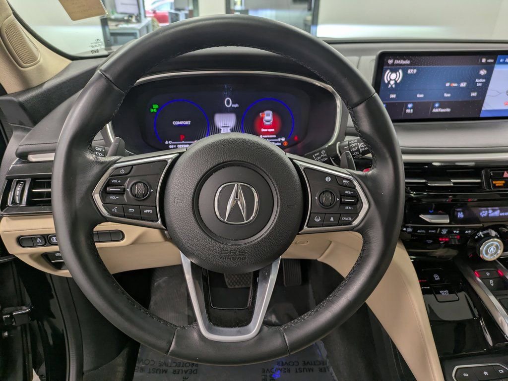 Used 2023 Acura MDX SH-AWD w/ Technology Package image 18