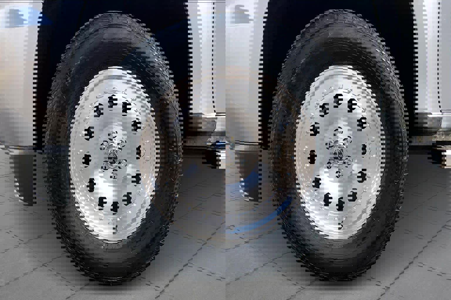 Used 2018 GMC Canyon SLT w/ Driver Alert Package image 10