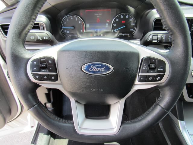 Used 2023 Ford Explorer XLT w/ Equipment Group 202A RWD image 33