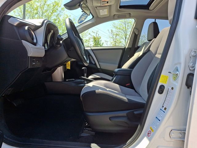 Used 2017 Toyota RAV4 XLE w/ Plus Special Value Package AWD/4WD image 15