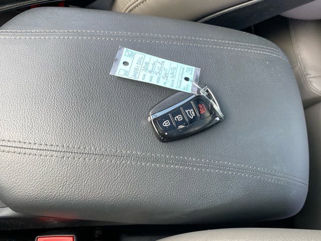 Used 2018 Hyundai Santa Fe Sport image 32