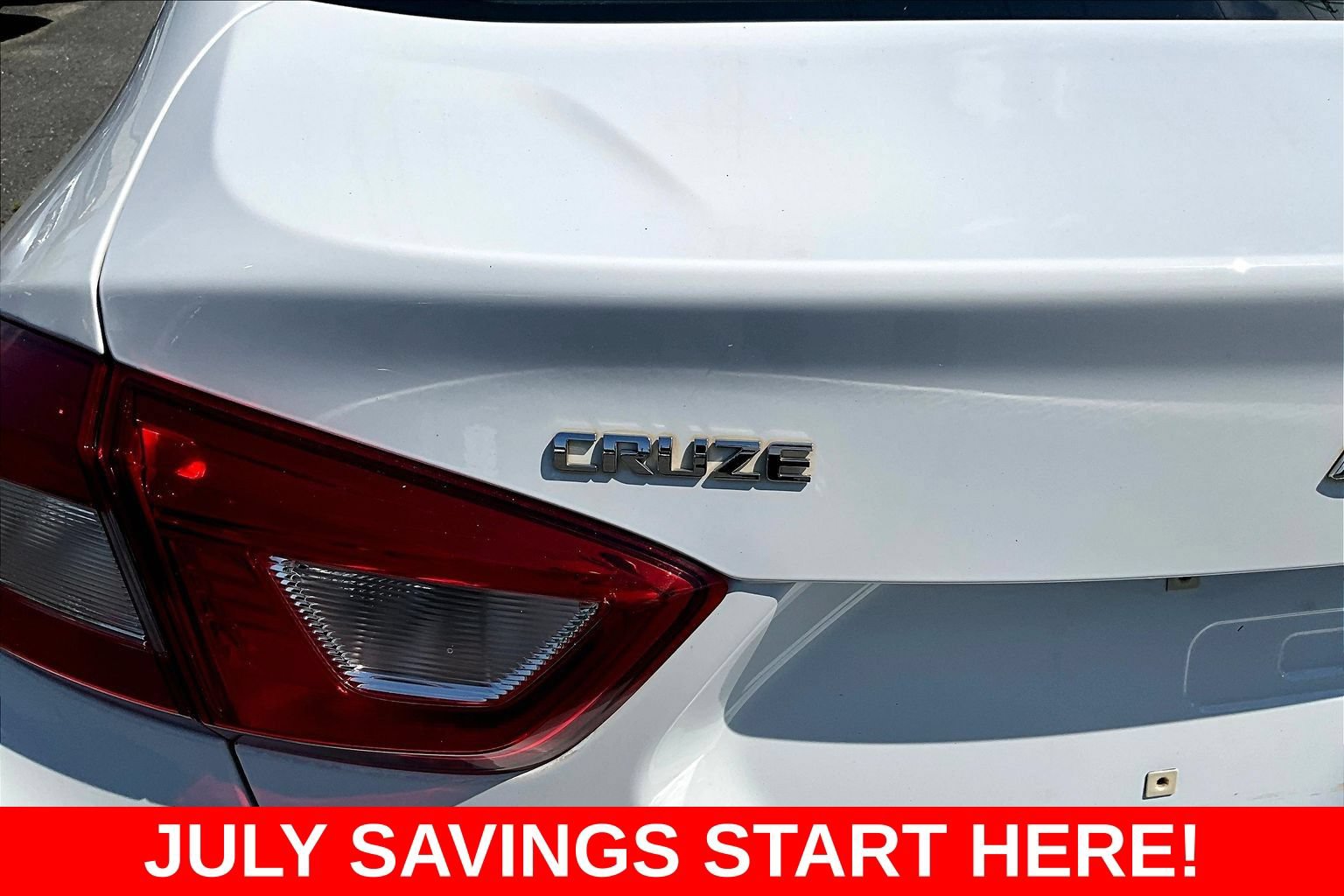 Used 2018 Chevrolet Cruze LS FWD image 27