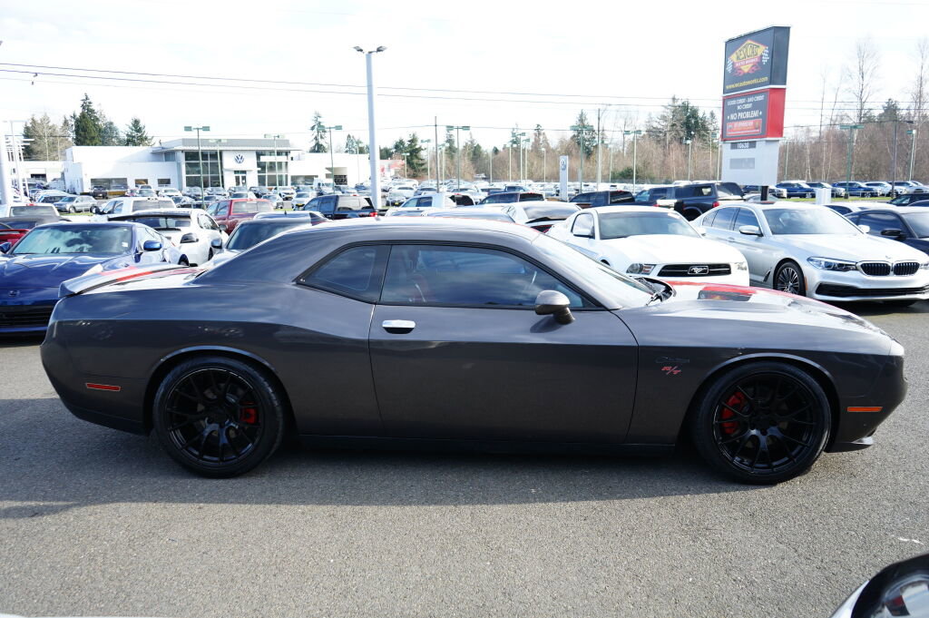 Used 2016 Dodge Challenger R/T Plus image 6