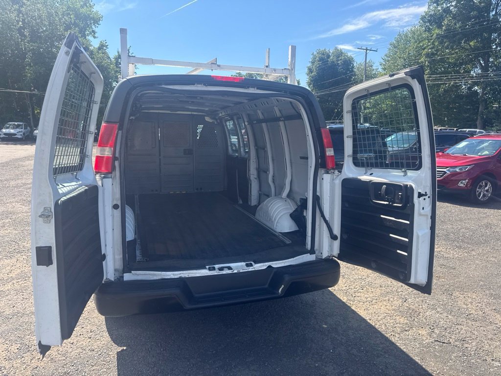 Used 2016 GMC Savana 3500 Extended RWD image 34