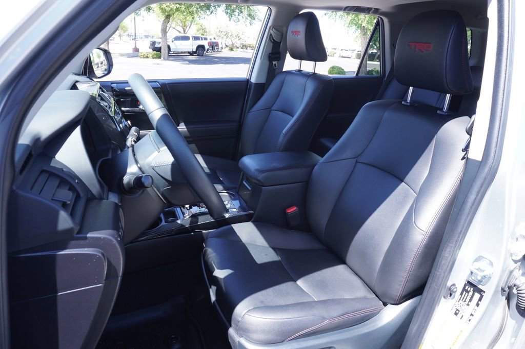 Used 2022 Toyota 4Runner TRD Off-Road Premium w/ Moonroof Package AWD/4WD image 14