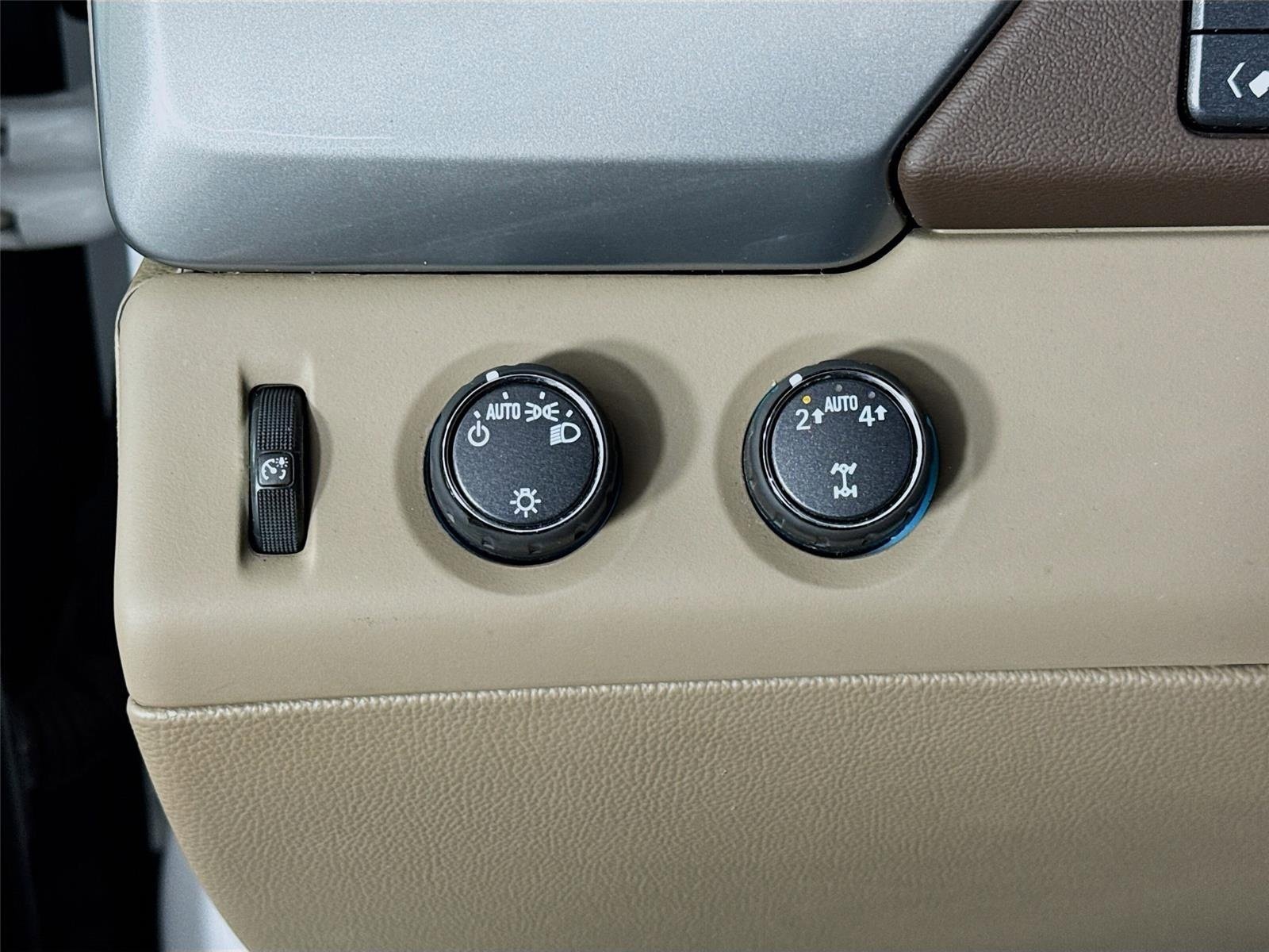 Used 2019 Chevrolet Tahoe LT AWD/4WD image 10