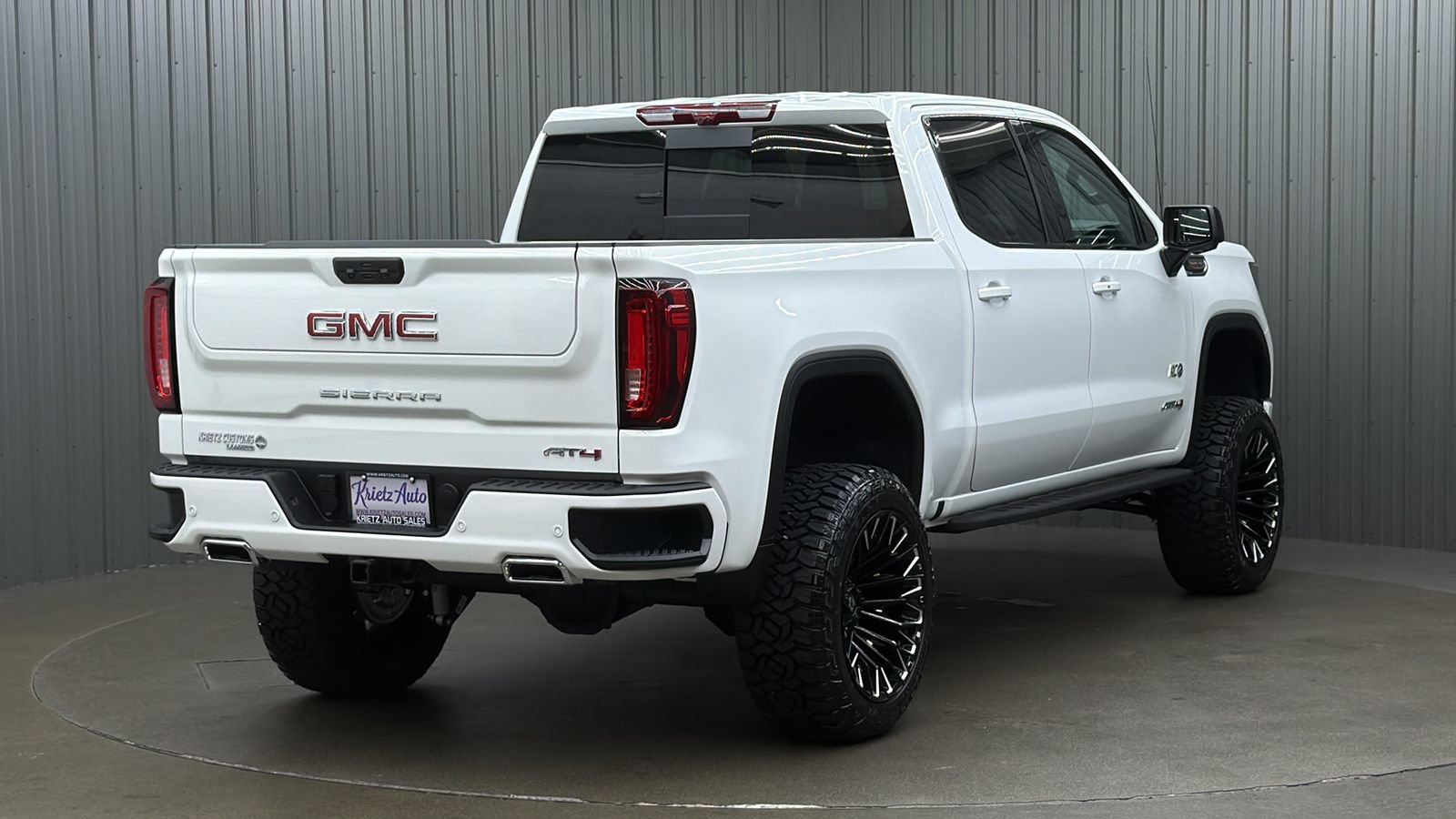 Used 2026 GMC Sierra 1500 AT4 w/ AT4 Premium Package AWD/4WD image 5