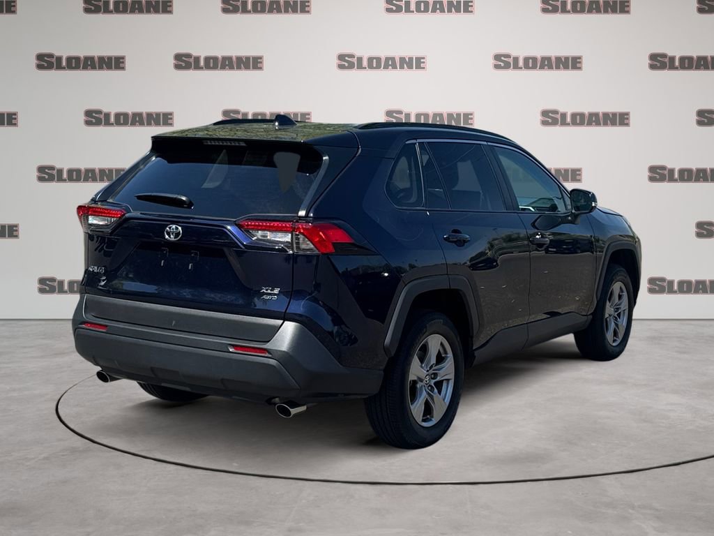 Used 2025 Toyota RAV4 XLE AWD/4WD image 5