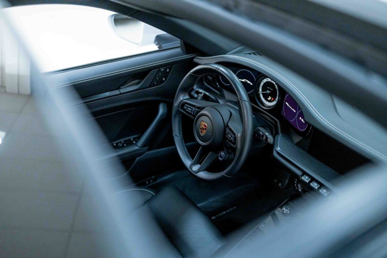 Used 2024 Porsche 911 Carrera GTS image 78