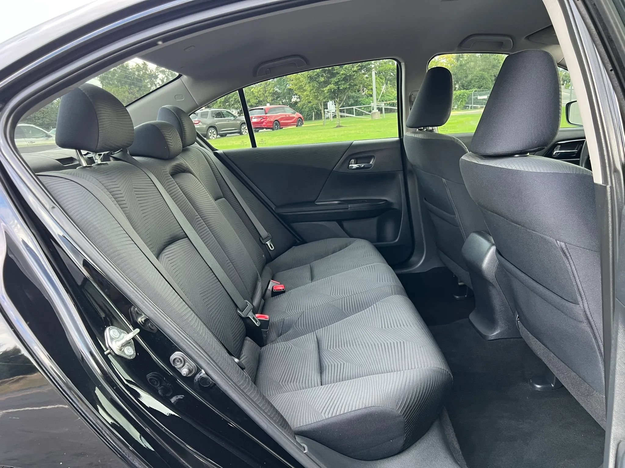 Used 2016 Honda Accord LX image 19