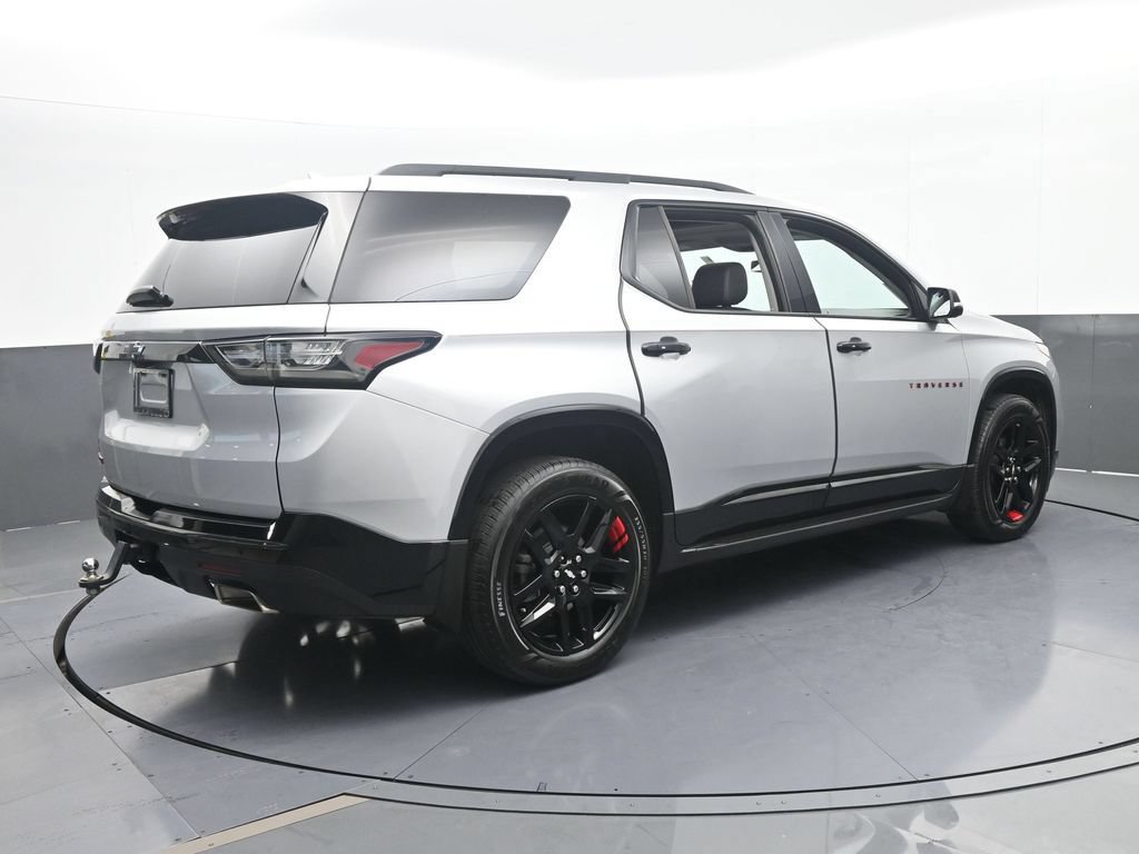 Used 2021 Chevrolet Traverse Premier w/ Redline Edition FWD image 6