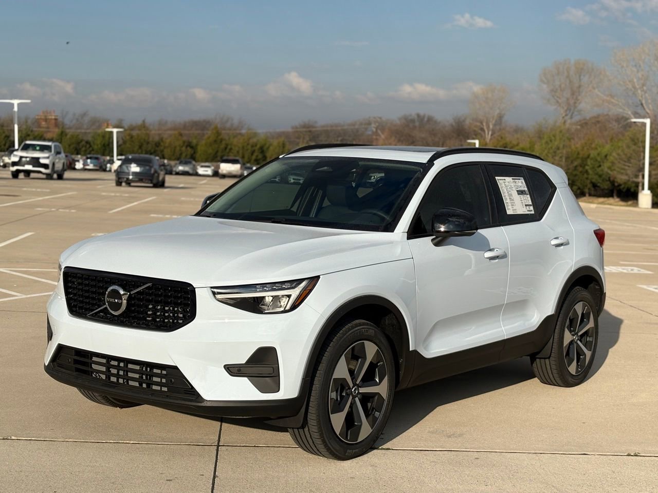 New 2026 Volvo XC40 B5 Core w/ Protection Package Premier image 3