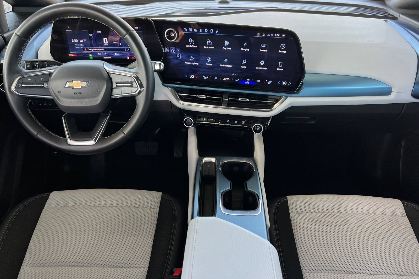 Used 2024 Chevrolet Equinox EV LT AWD/4WD image 21