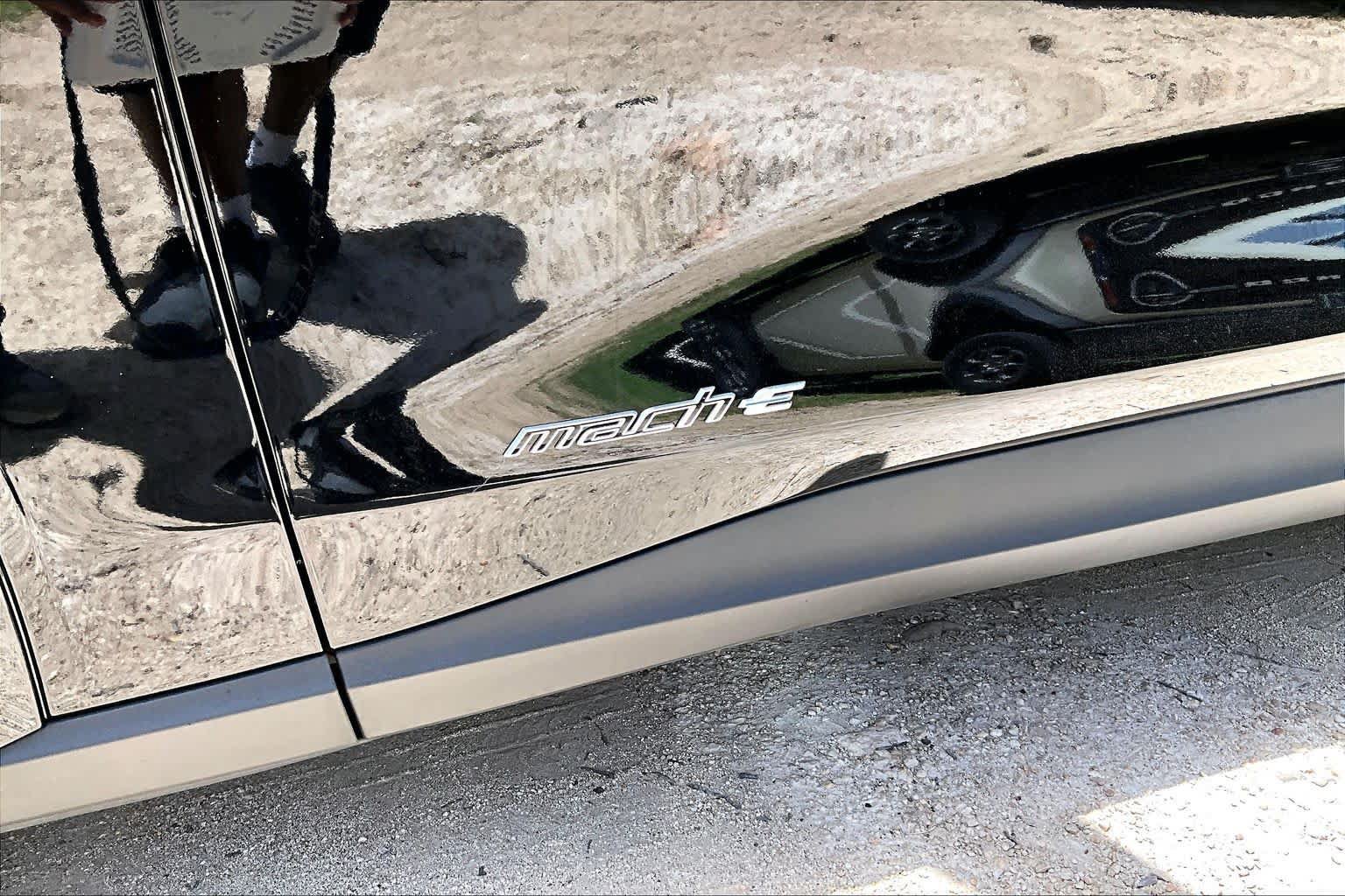 Used 2025 Ford Mustang Mach-E Premium RWD image 9