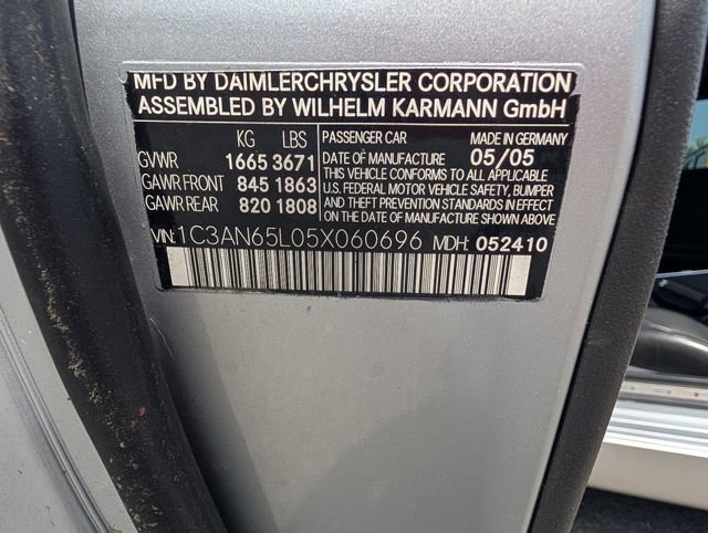 Used 2005 Chrysler Crossfire Limited RWD image 21