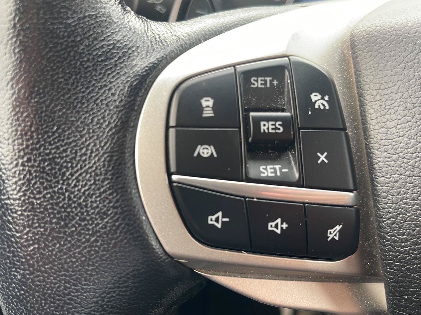 Used 2021 Ford Explorer Limited w/ Hybrid Equipment Group 310A AWD/4WD image 29