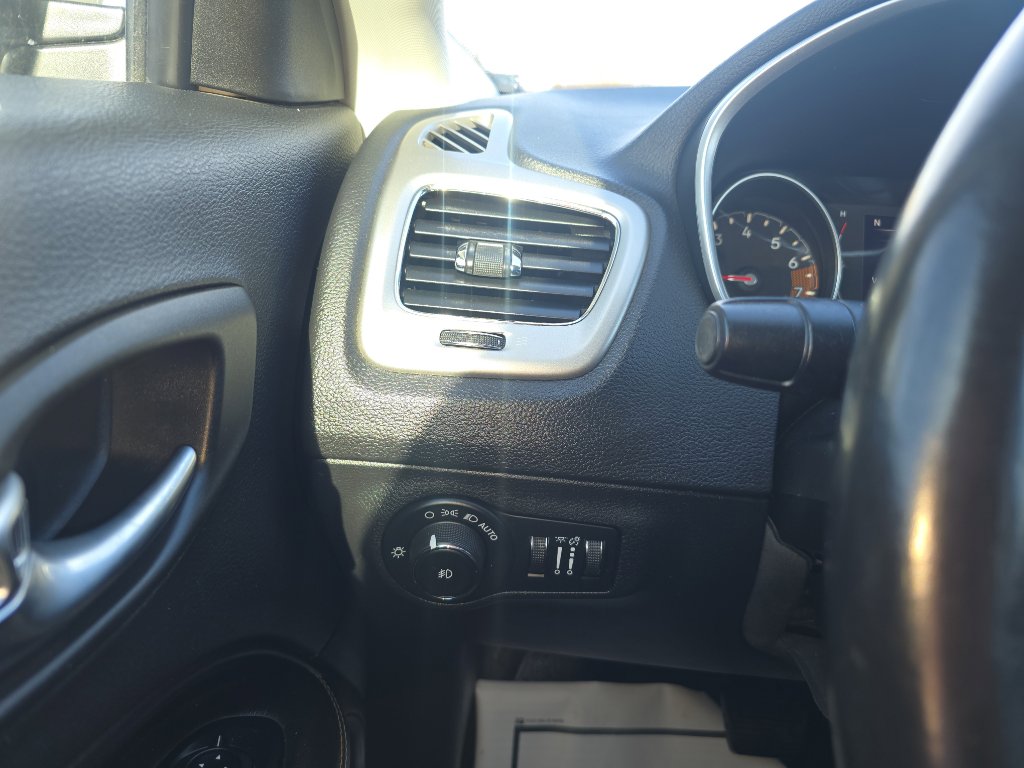 Used 2019 Jeep Compass Latitude w/ Safety & Security Group image 22