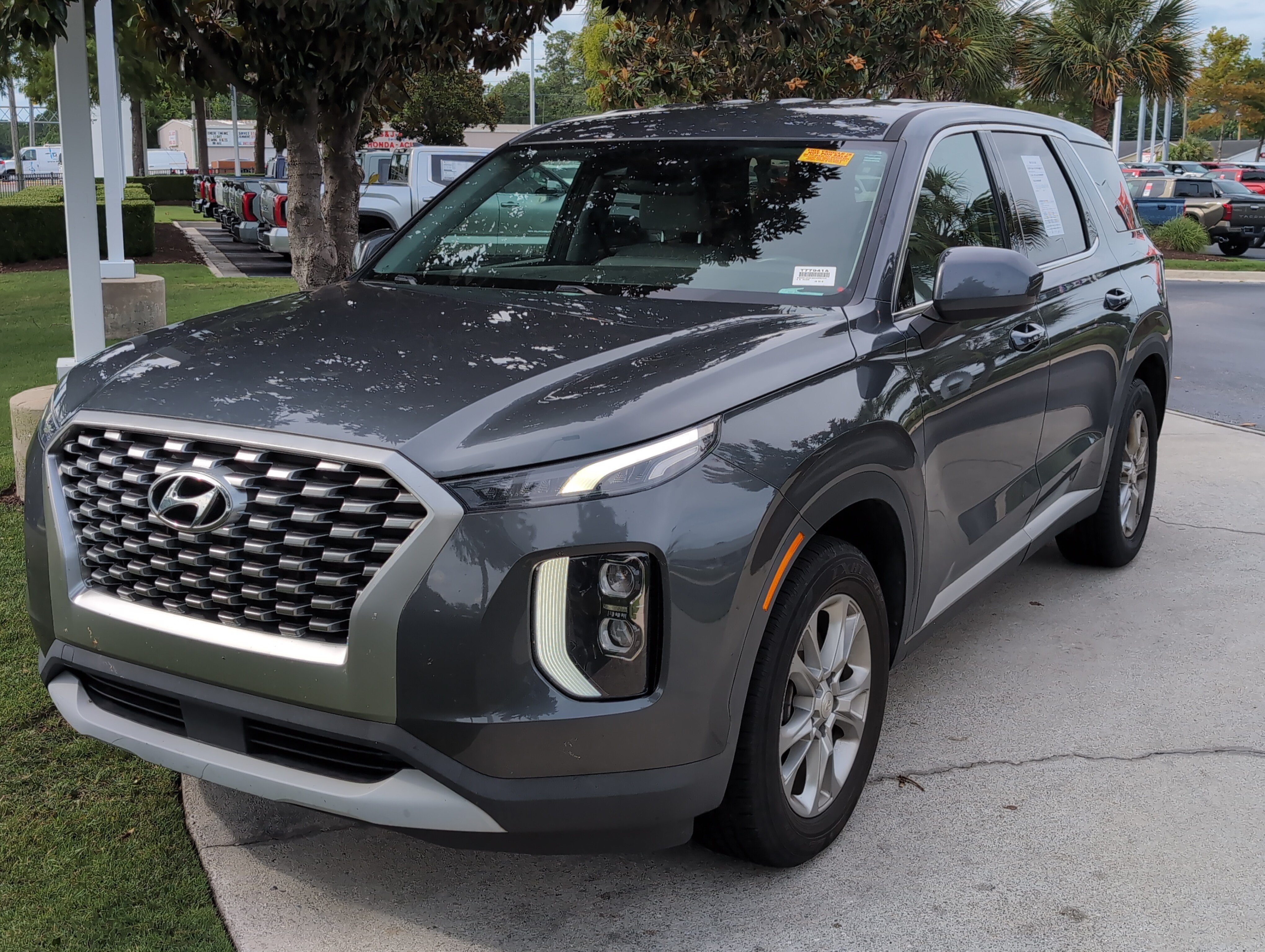 Used 2021 Hyundai Palisade SE FWD image 5