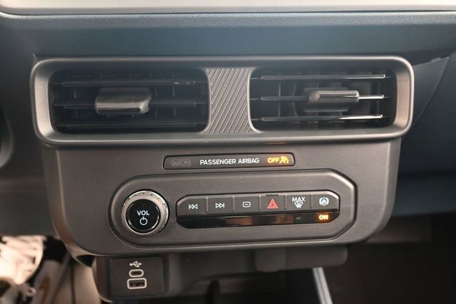 Used 2026 Ford Maverick XL FWD image 24
