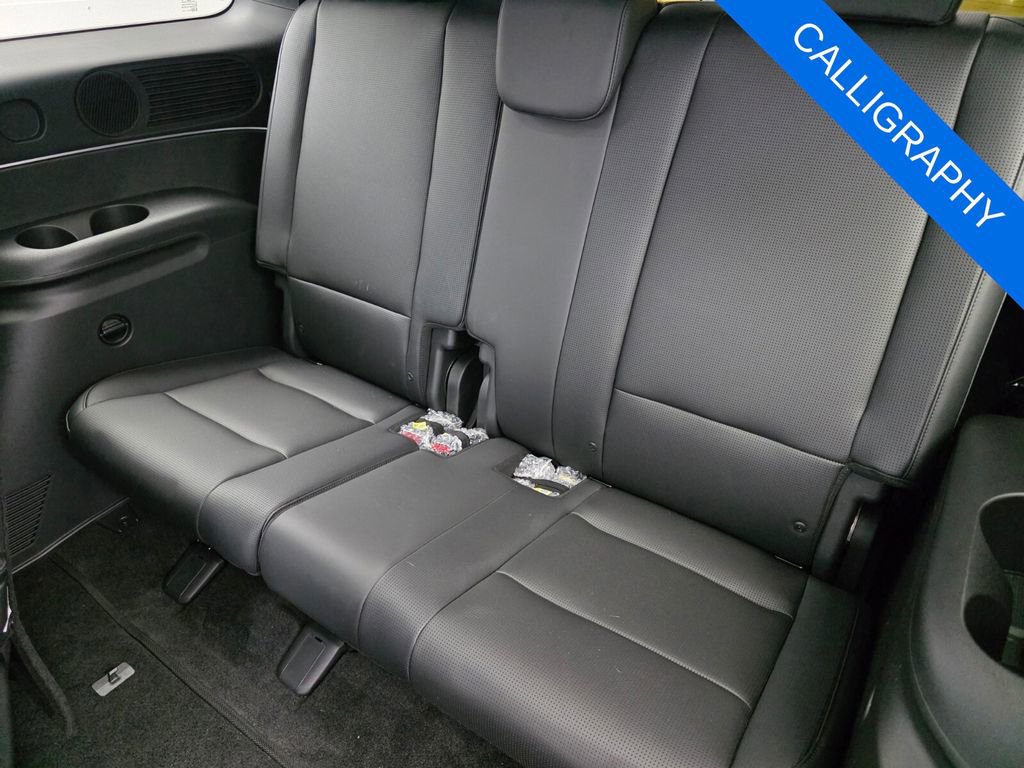 Used 2026 Hyundai Palisade Calligraphy image 16