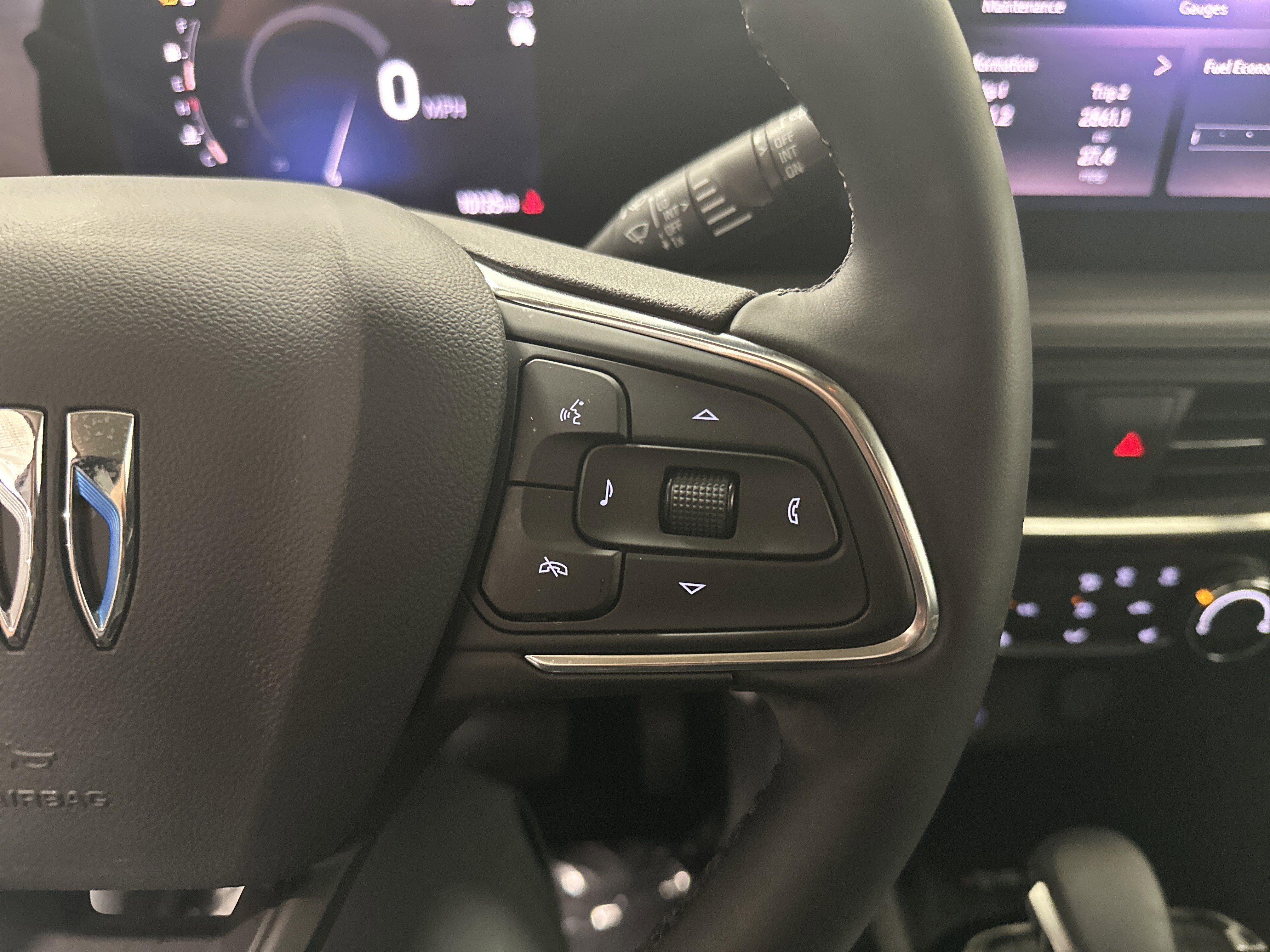 Used 2025 Buick Encore GX Sport Touring w/ Advanced Technology Package image 20