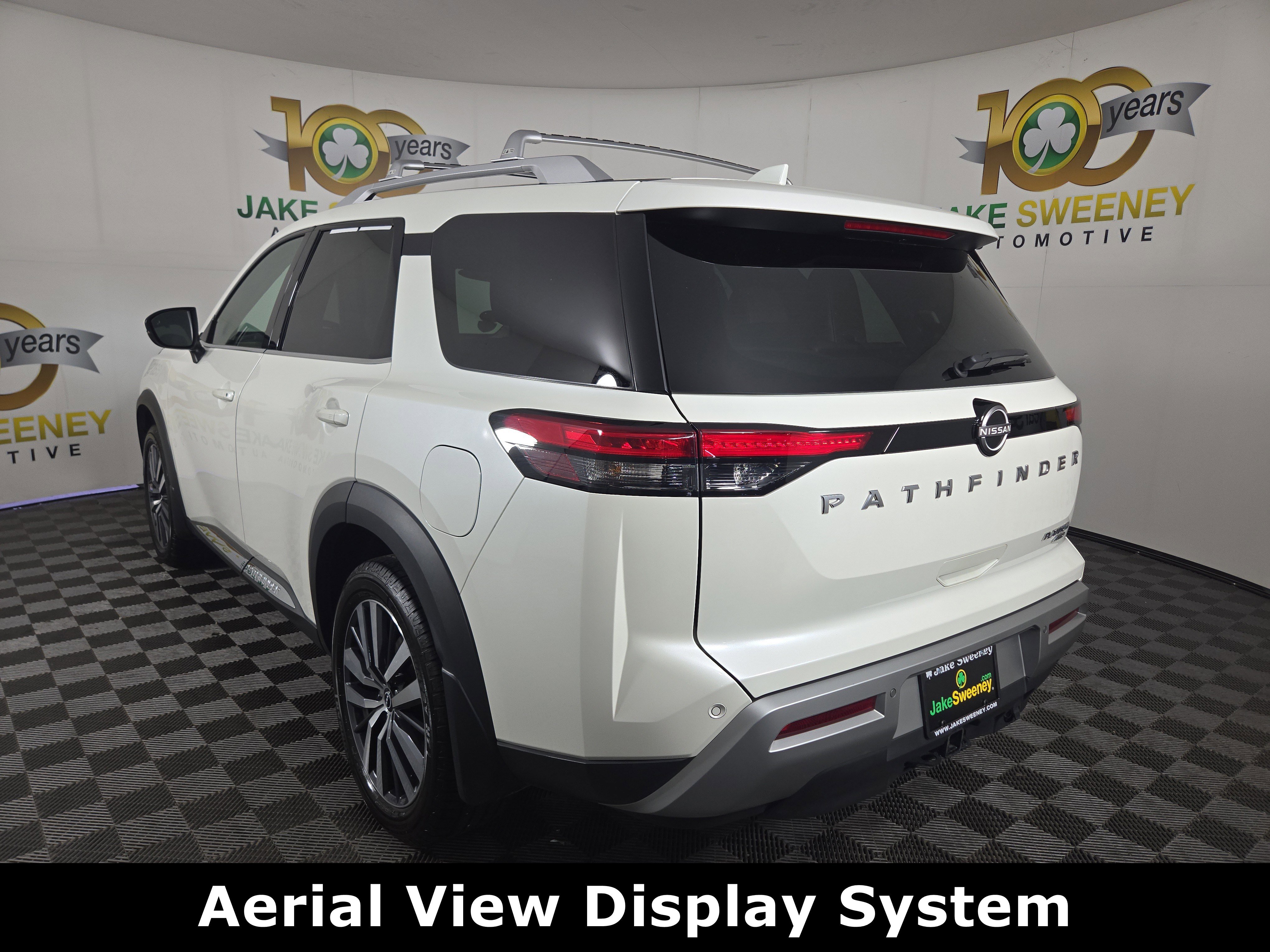 Used 2022 Nissan Pathfinder Platinum w/ Cargo Package image 6