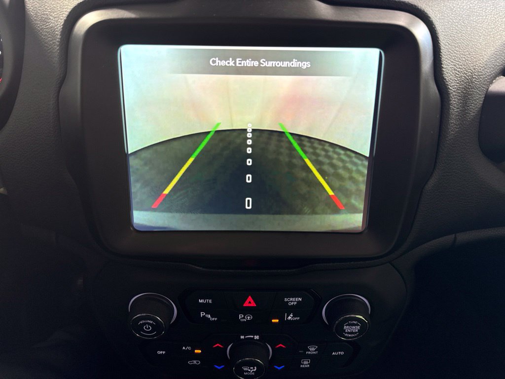 Used 2021 Jeep Renegade Limited w/ Sun & Sound Group AWD/4WD image 37