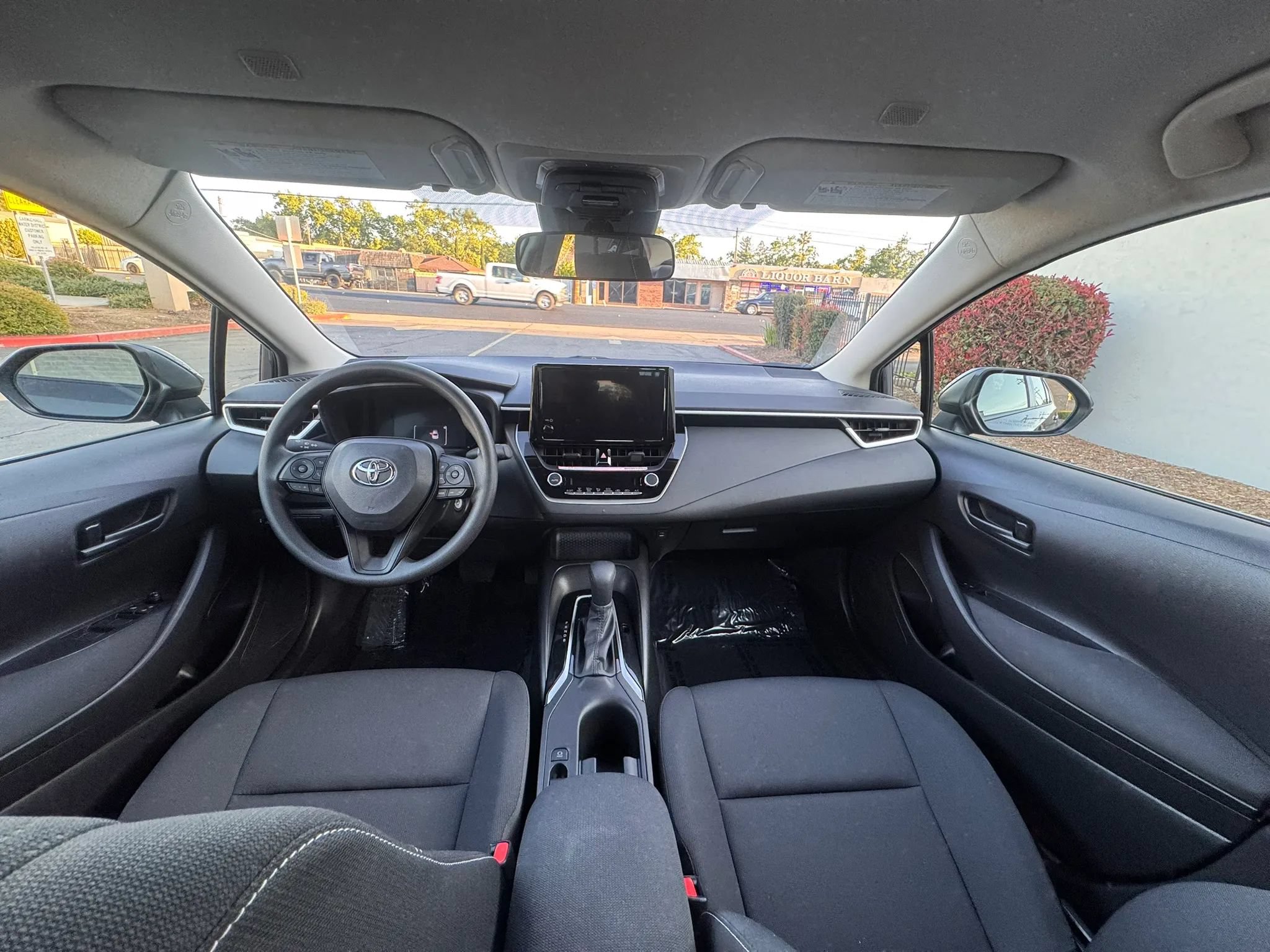 Used 2026 Toyota Corolla LE FWD image 18
