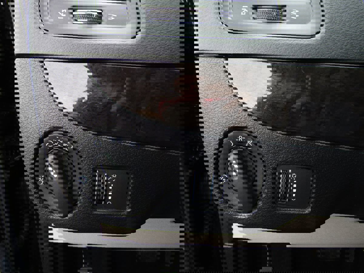 Used 2017 Dodge Grand Caravan SE w/ Power Window Group image 10