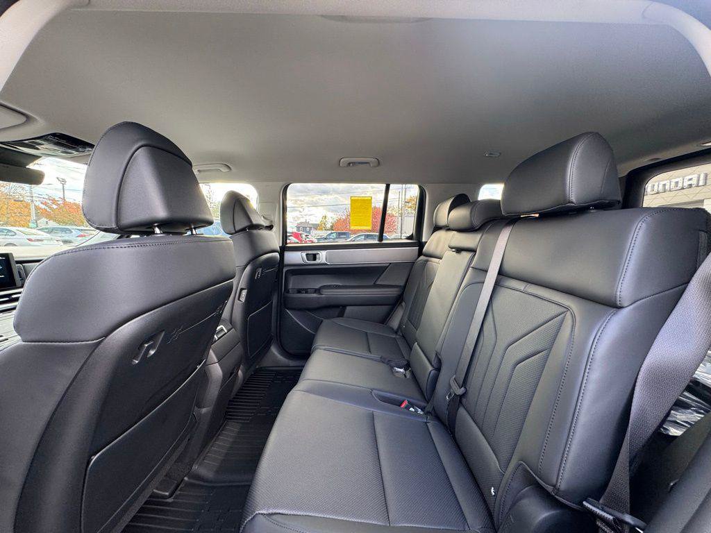 New 2026 Hyundai Santa Fe SEL AWD/4WD image 16