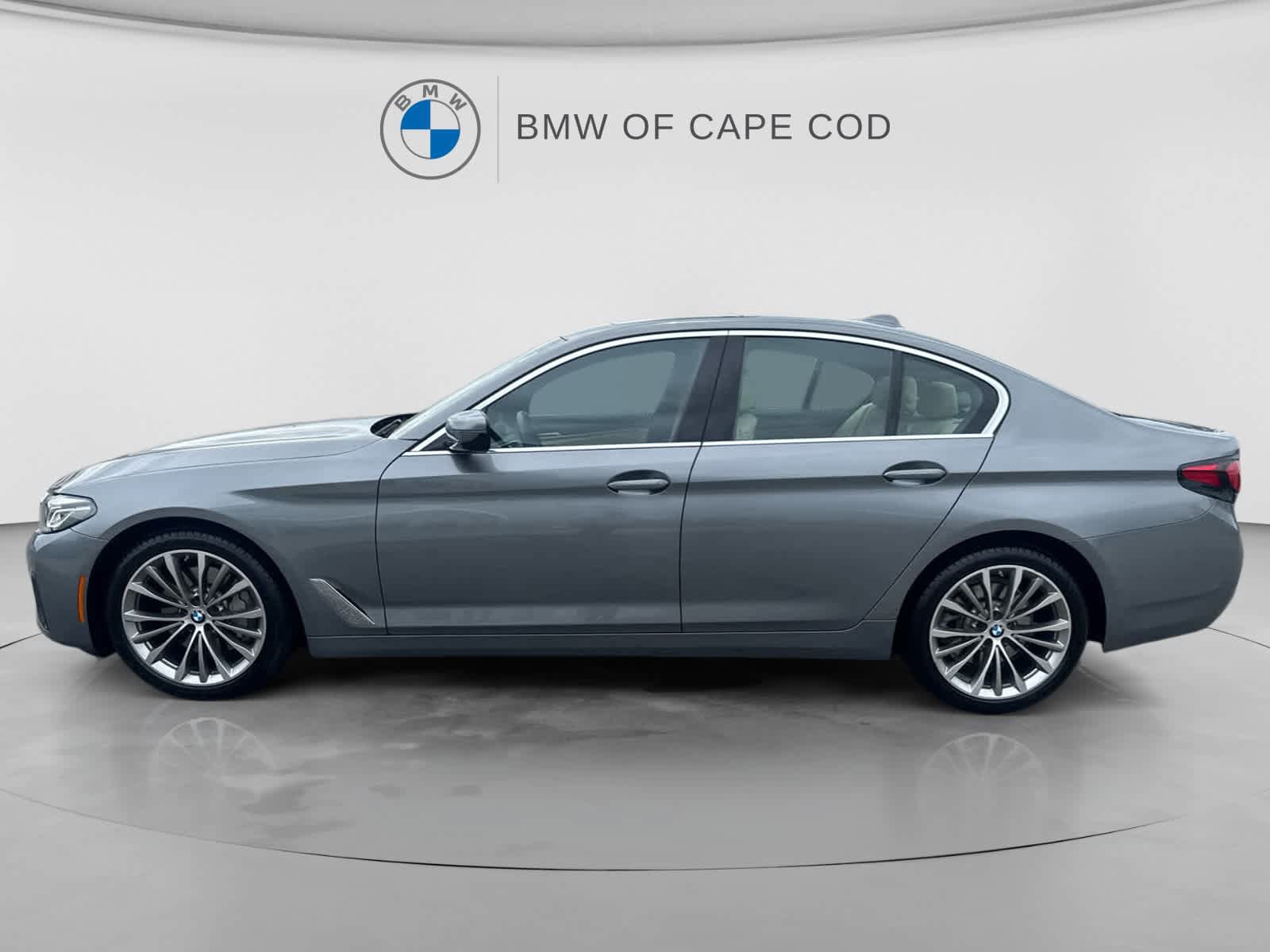 Used 2023 BMW 530i xDrive w/ Convenience Package AWD/4WD image 6