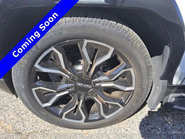 Used 2025 GMC Sierra EV Denali AWD/4WD image 19