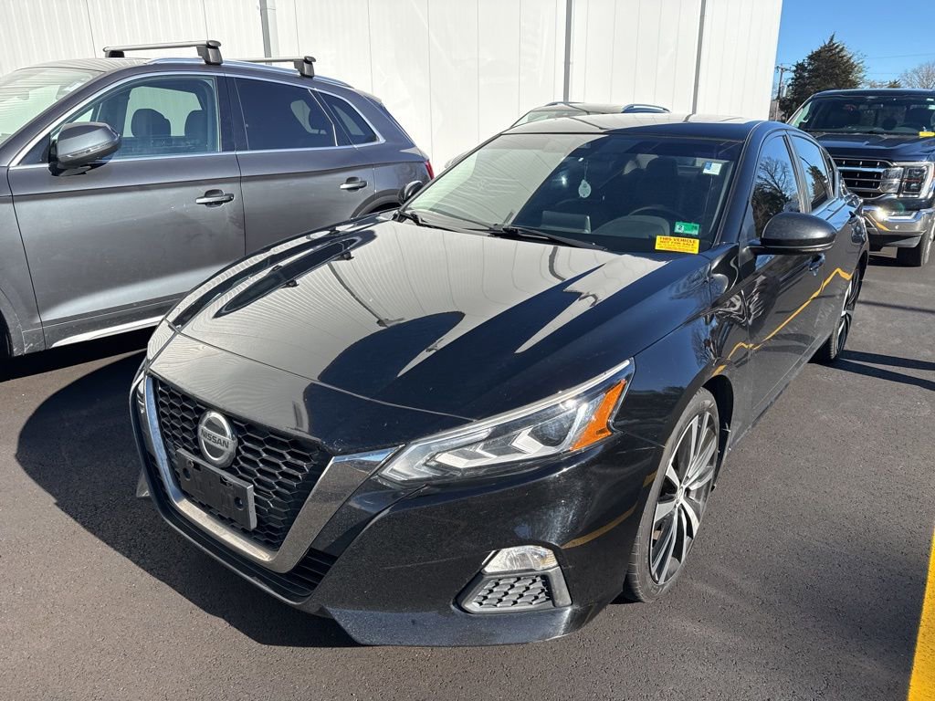 Used 2020 Nissan Altima 2.5 SR w/ Premium Package image 7