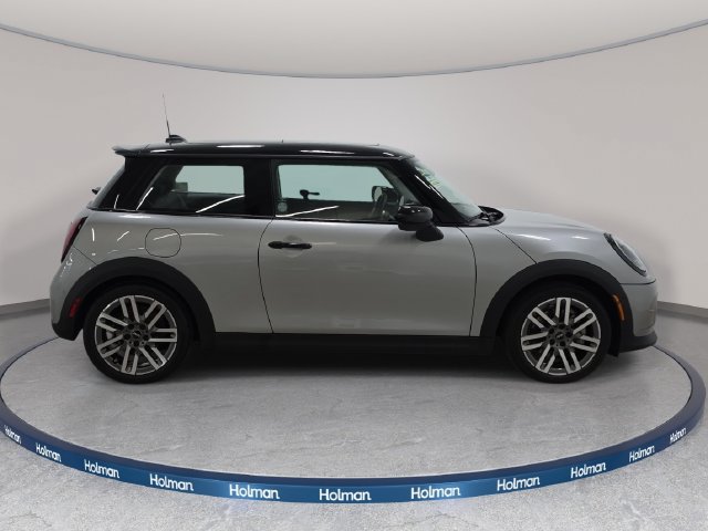 Used 2026 MINI Cooper S FWD image 5