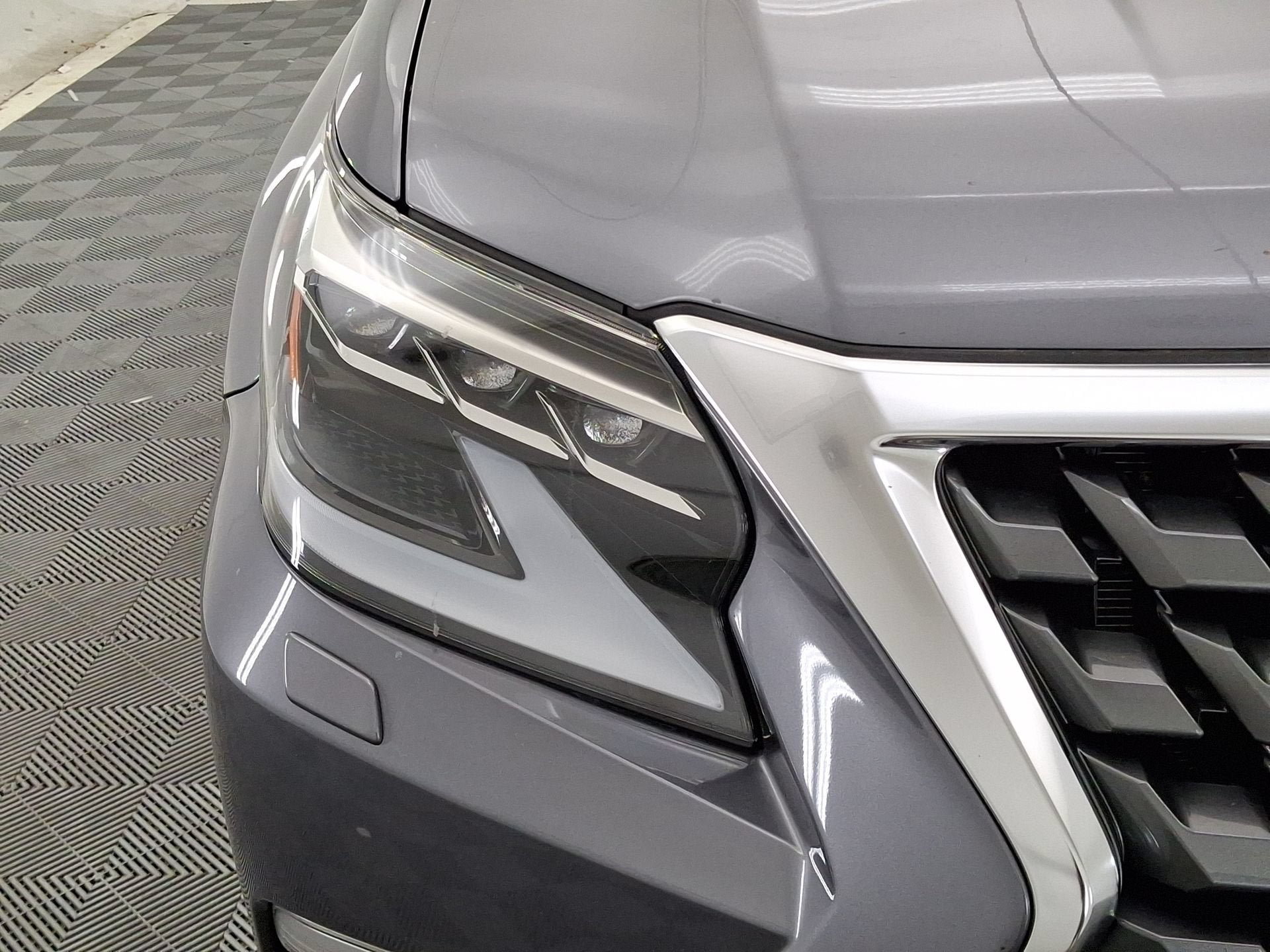 Used 2021 Lexus GX 460 Premium w/ Premium Package AWD/4WD image 28