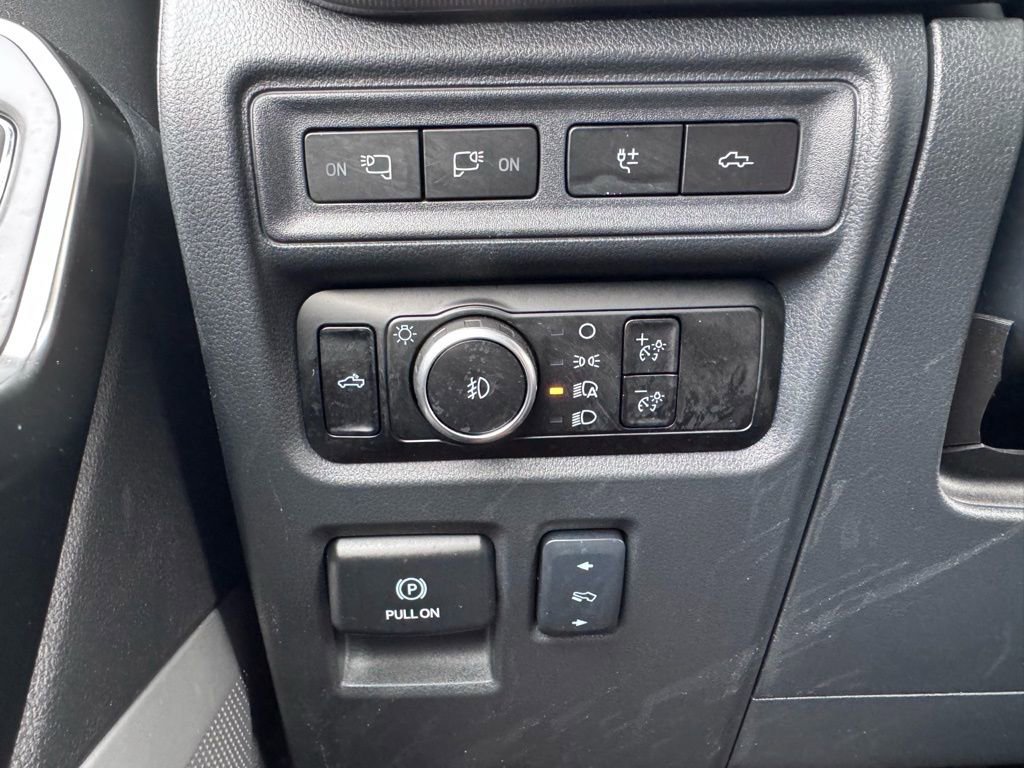 Used 2024 Ford F150 Platinum w/ Equipment Group 702A High AWD/4WD image 45