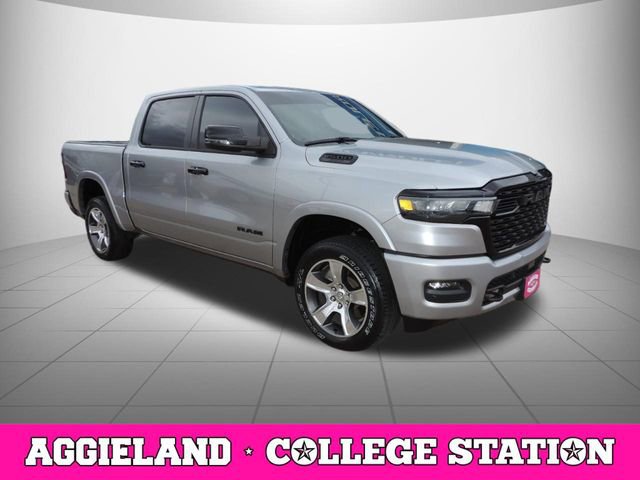 Used 2025 RAM 1500 Lone Star image 3