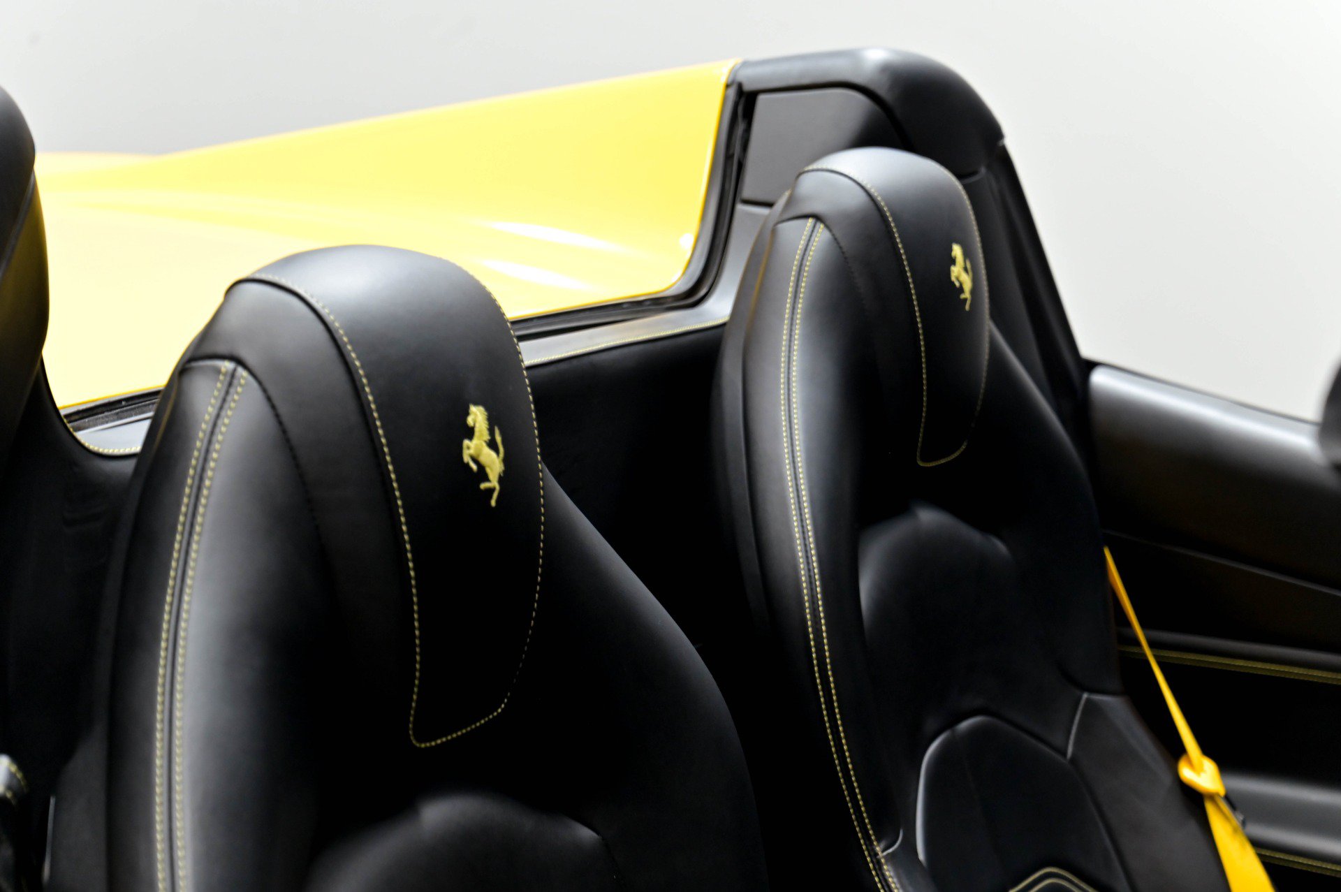 Used 2017 Ferrari 488 Spider RWD image 38