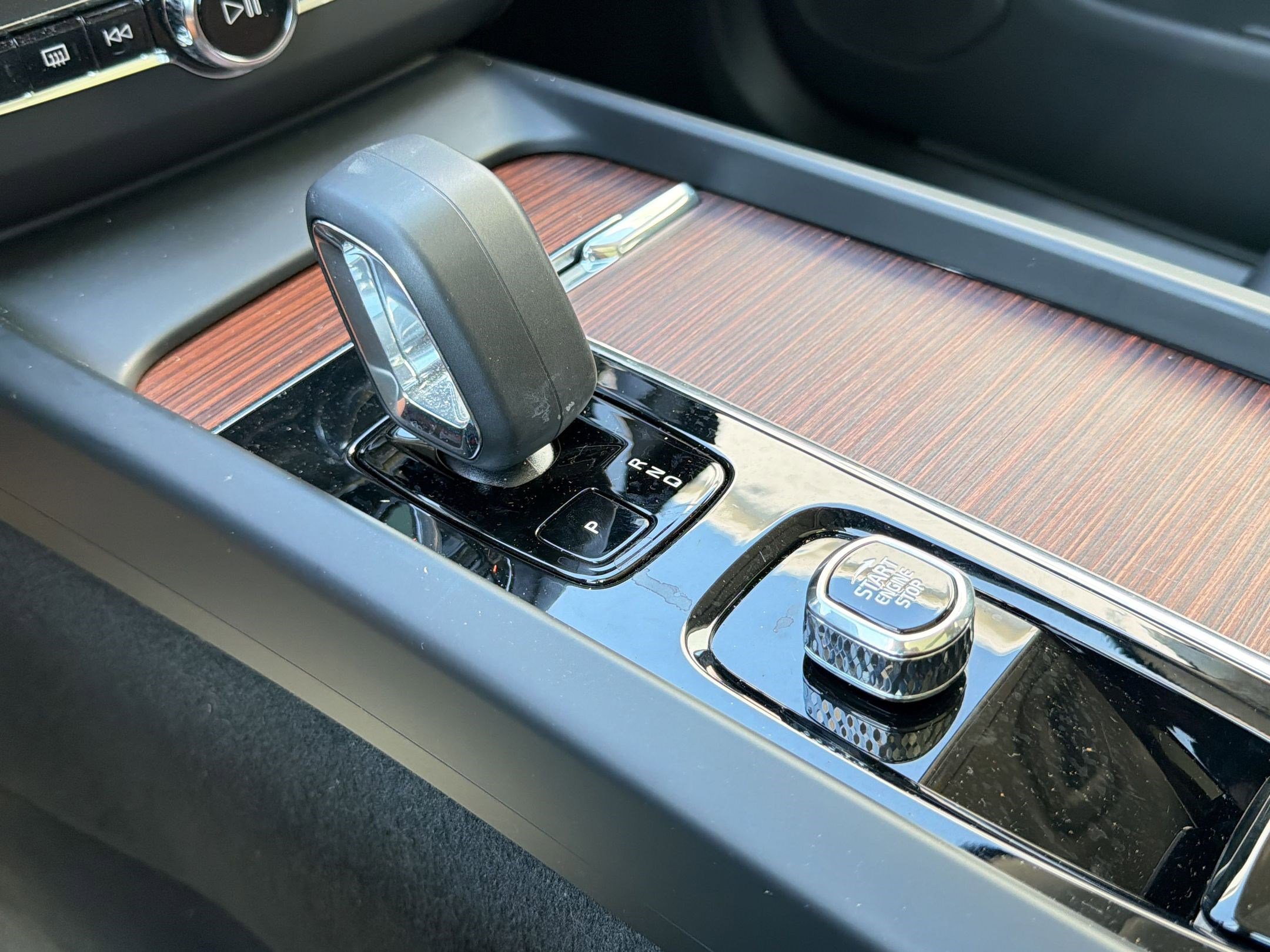 Used 2023 Volvo XC60 B5 Plus w/ Climate Package image 17