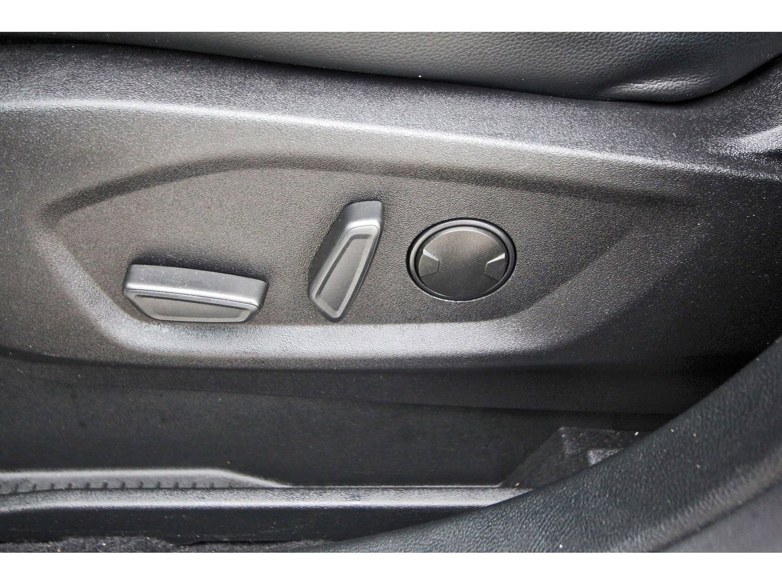 Used 2022 Ford Edge SEL w/ Convenience Package AWD/4WD image 29