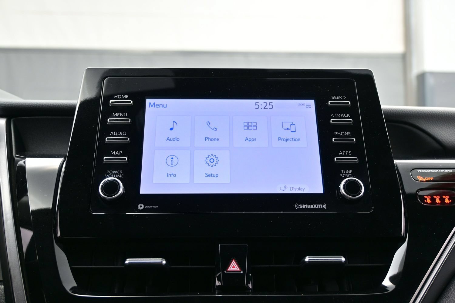 Used 2024 Toyota Camry SE FWD image 19