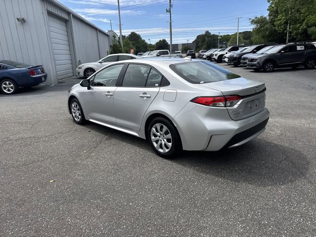 Used 2022 Toyota Corolla LE FWD image 7