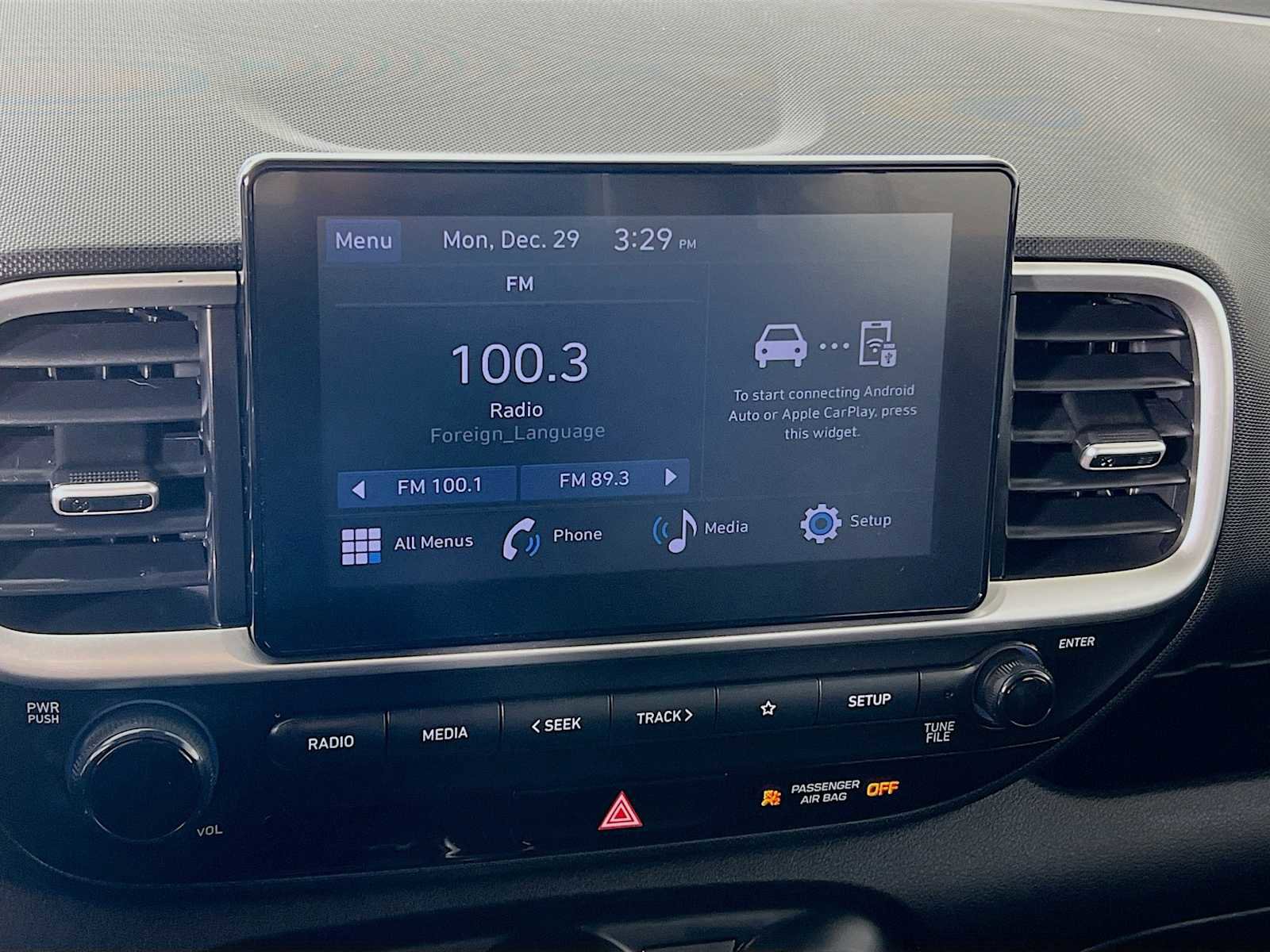 Certified 2023 Hyundai Venue SEL image 13