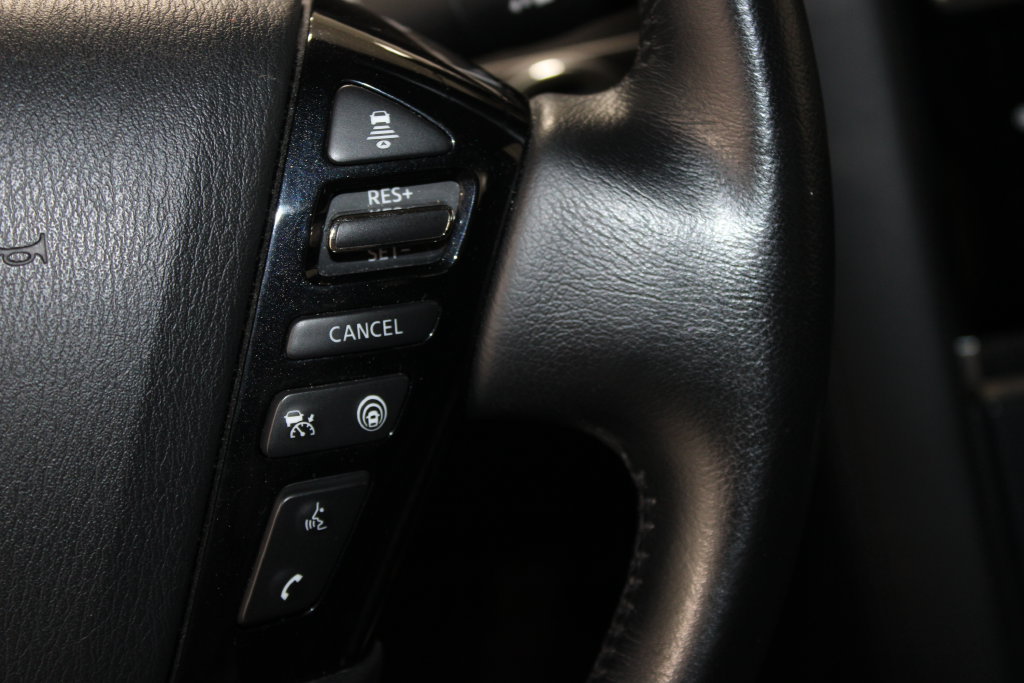 Used 2024 Nissan Armada SV RWD image 43