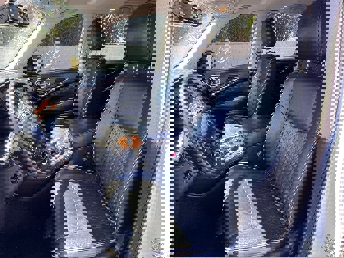 Used 2017 INFINITI QX60 FWD w/ Deluxe Technology Package image 15