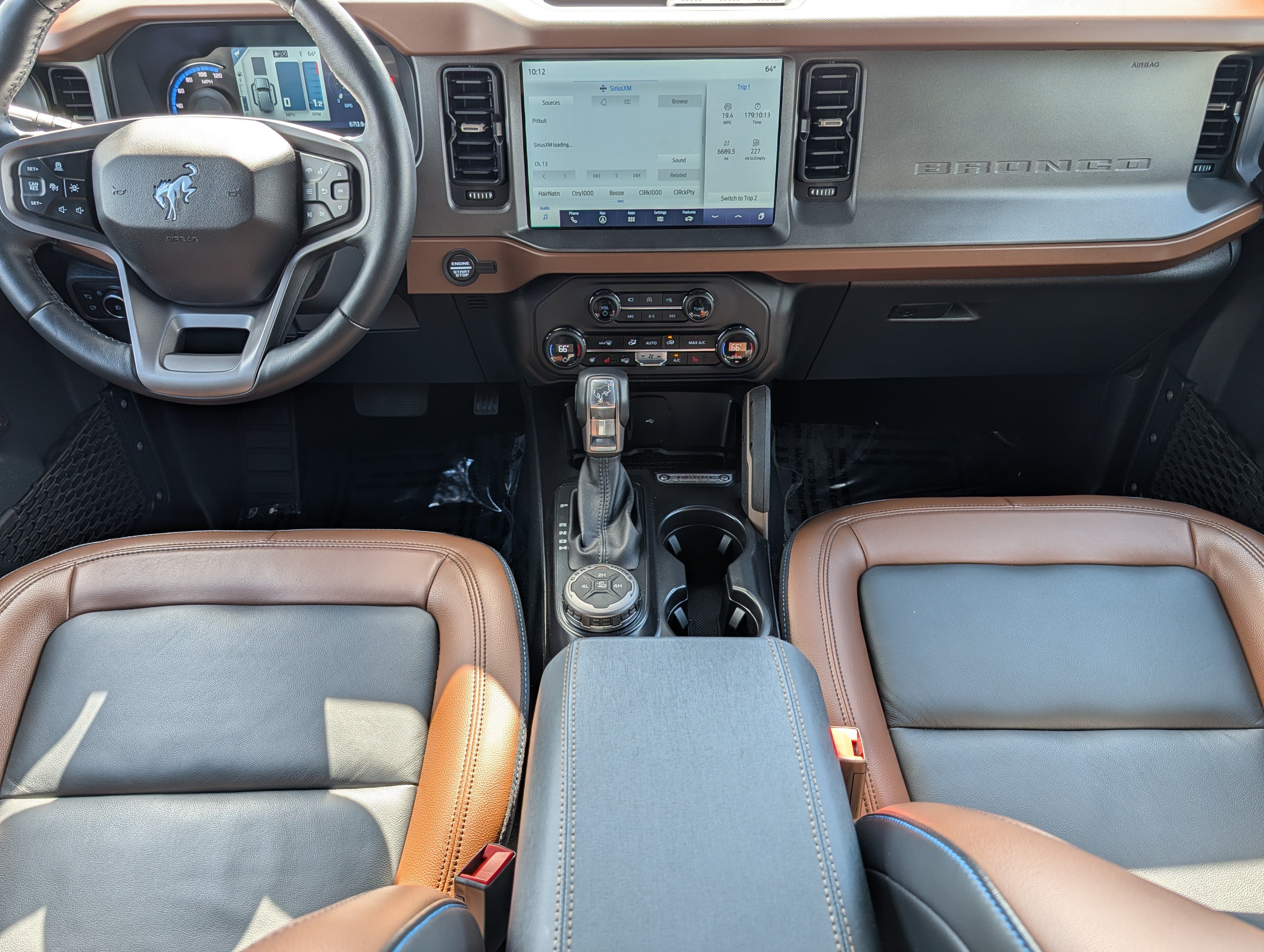 Used 2024 Ford Bronco Outer Banks AWD/4WD image 10