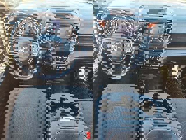 Used 2020 RAM 5500 Tradesman w/ Chrome Appearance Group image 10