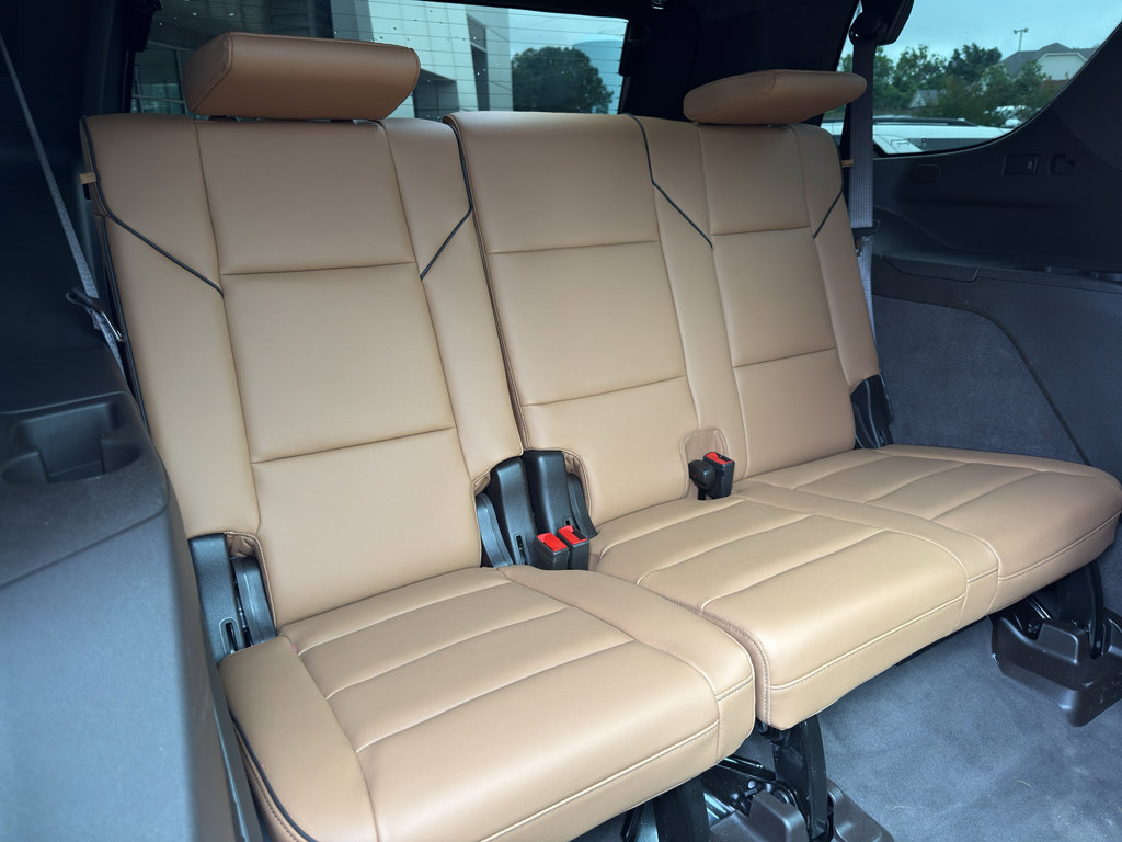 Used 2025 Cadillac Escalade Premium Luxury w/ Touring Package AWD/4WD image 19