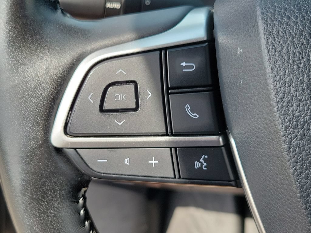 Used 2022 Toyota Highlander Platinum AWD/4WD image 16